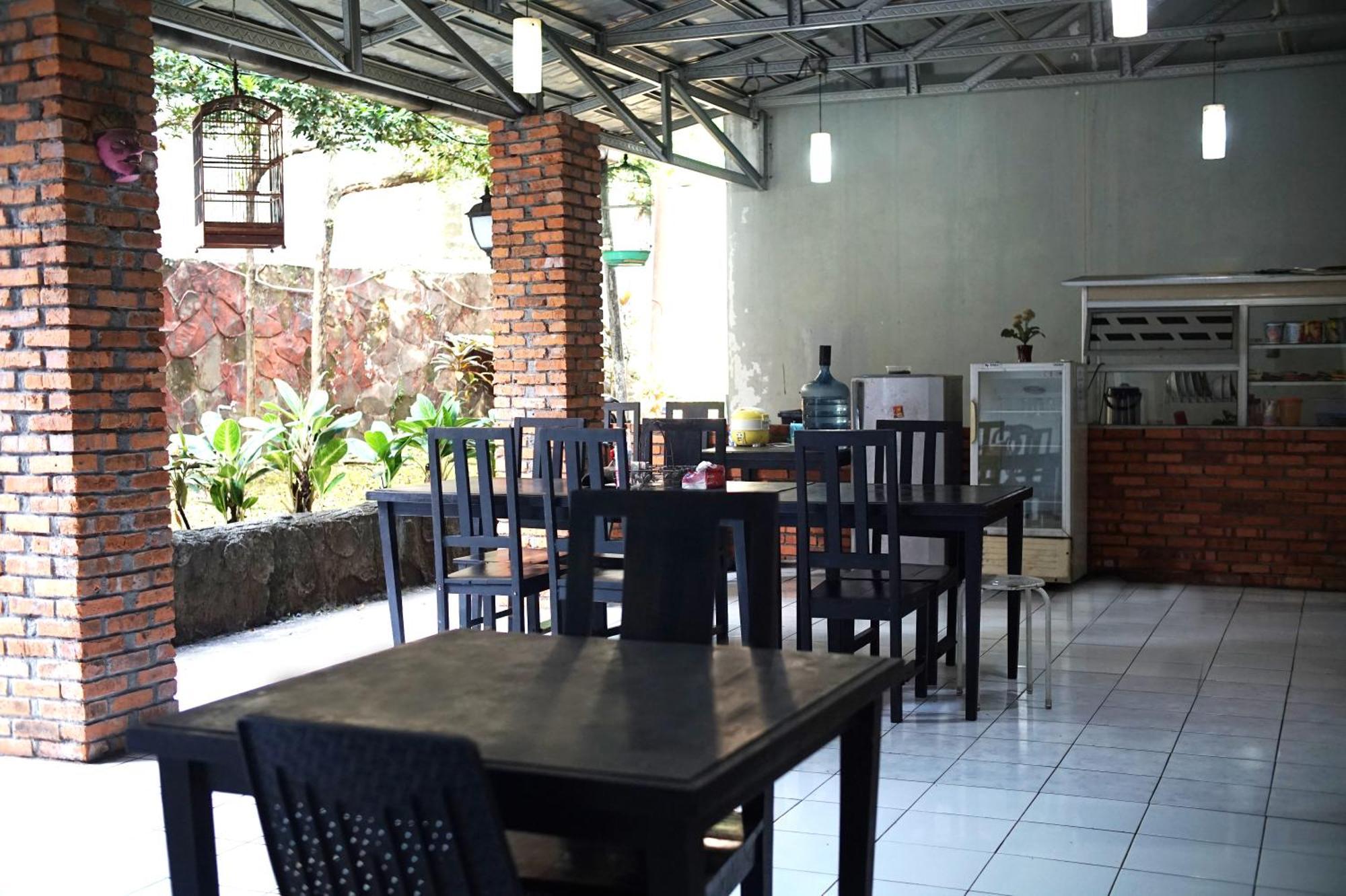 Ruang Tidur At Dpalma Bogor Hotel Bagian luar foto