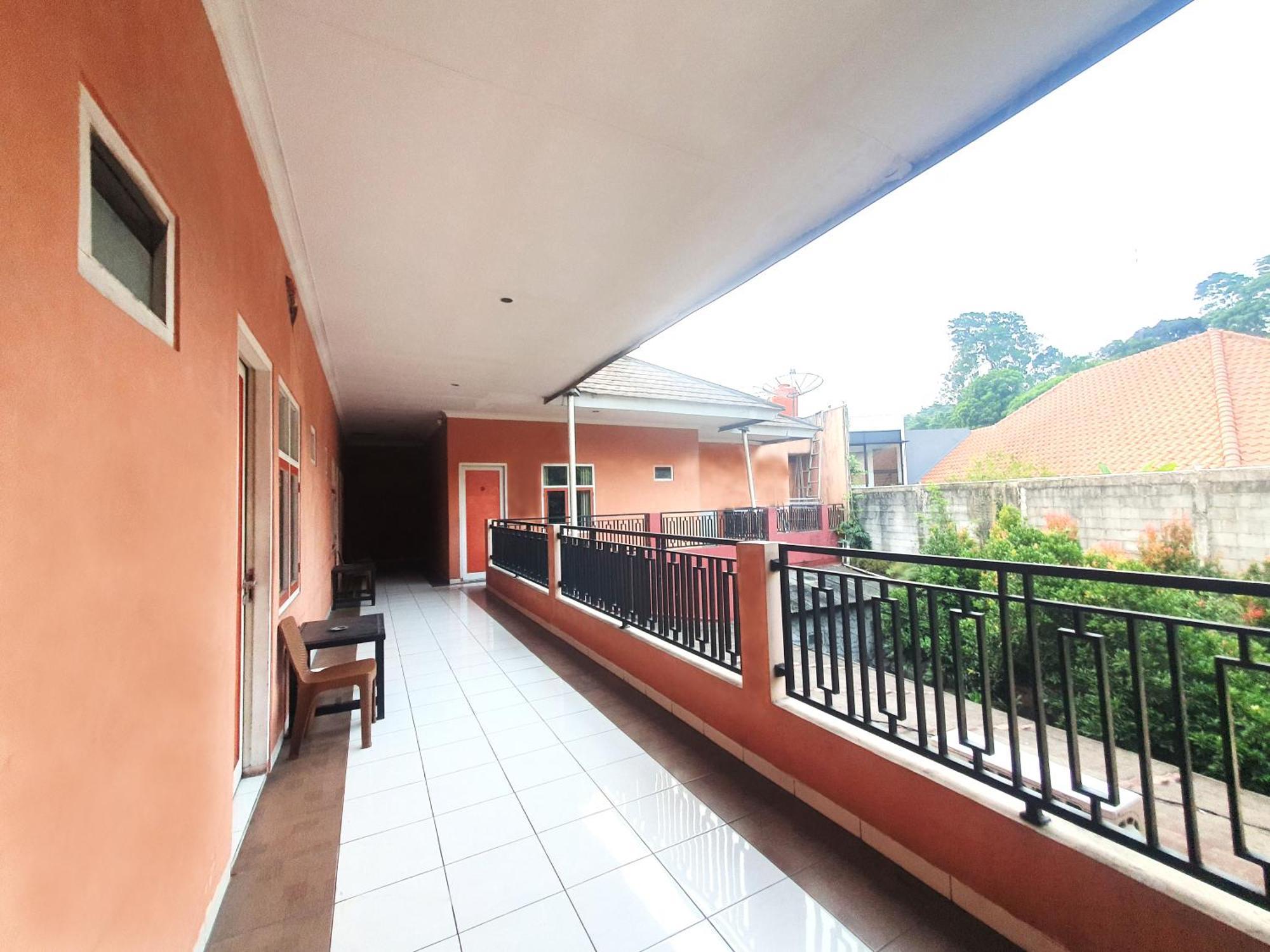 Ruang Tidur At Dpalma Bogor Hotel Bagian luar foto